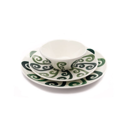 Peacock Cereal Bowl in Two Tone Green