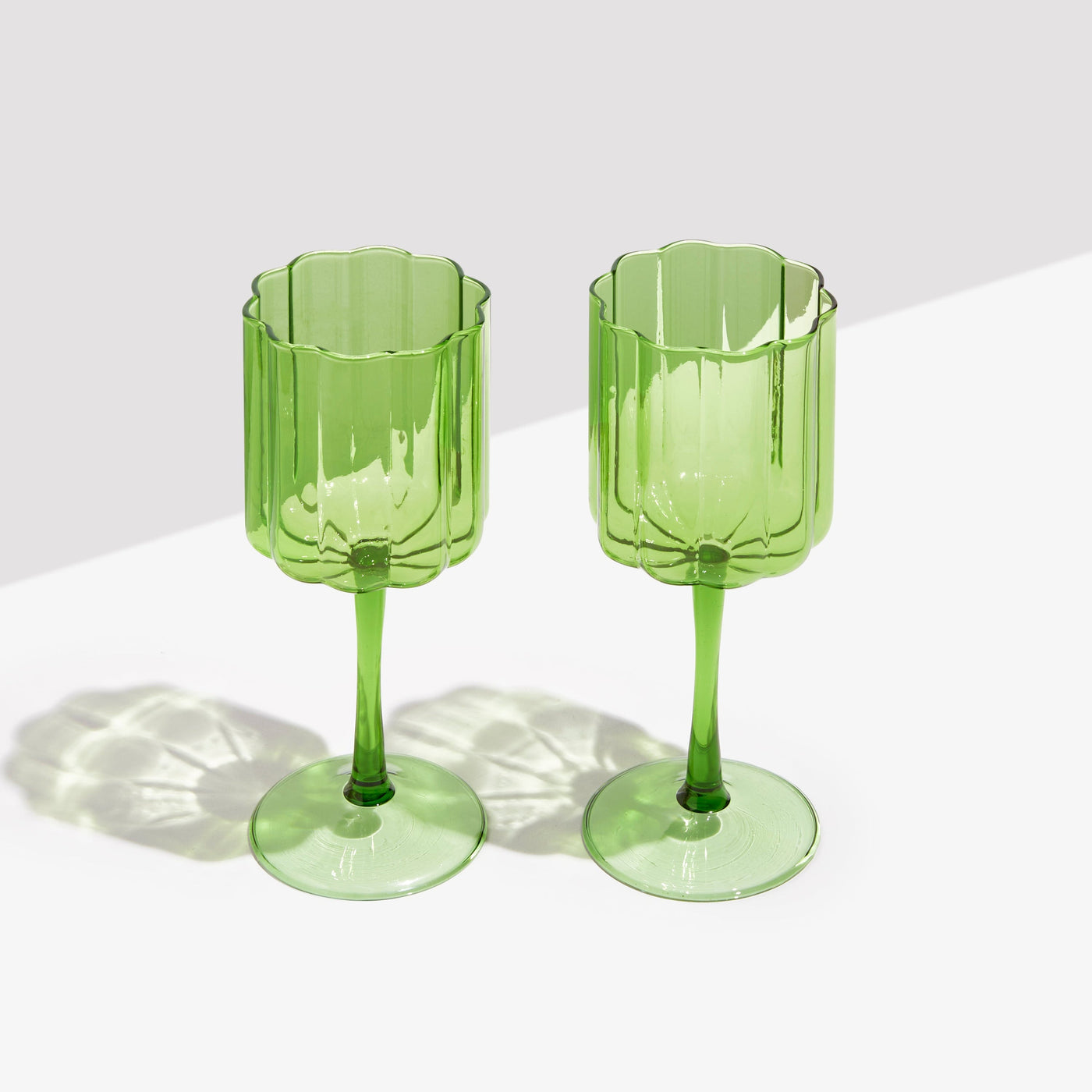 Wave Wine Glass (Various Colors)