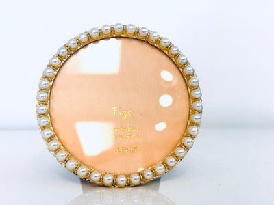 Round Pearl Frame