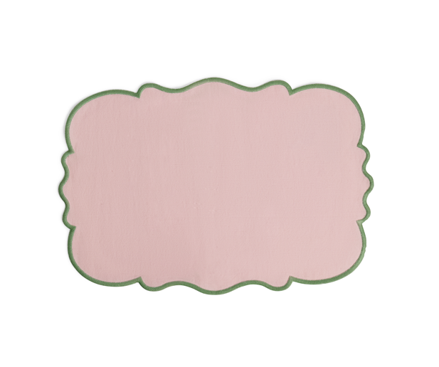 Scalloped Placemats set of 4 (Various Colors)