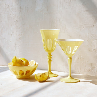 Rialto Wine Glass in Cream