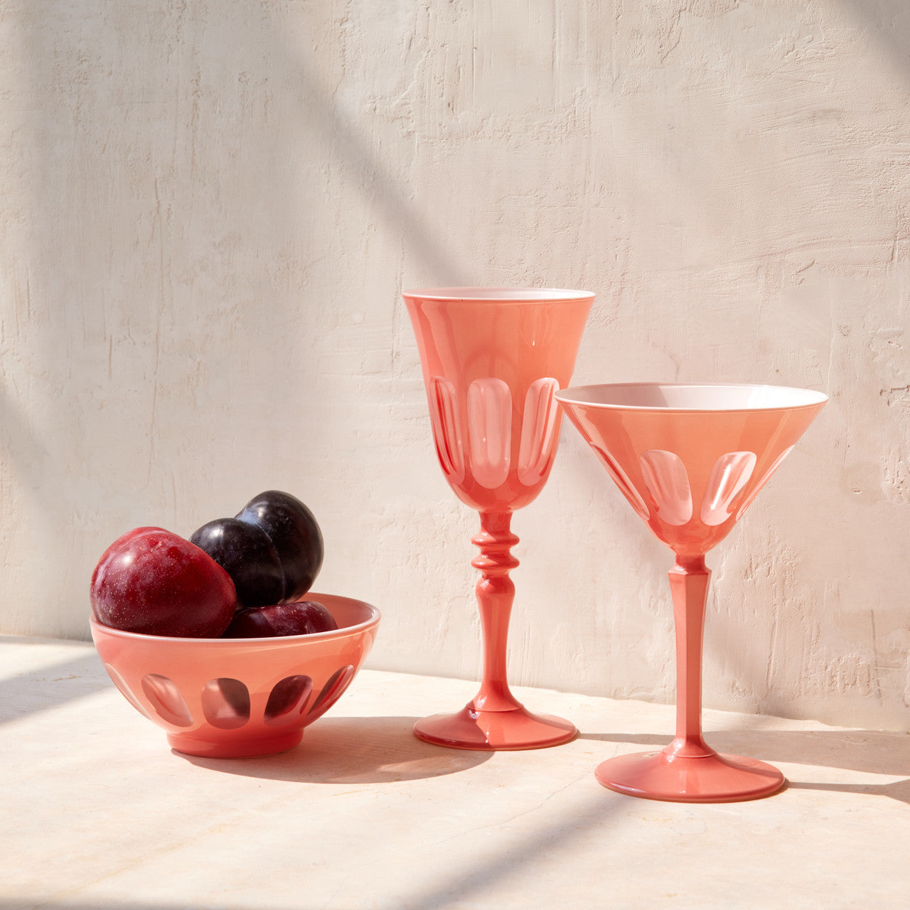 Rialto Wine Glass in Salmon