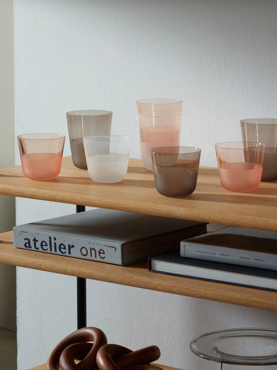 Arc Contrast Tumbler in Coral