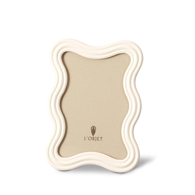 Ripple White Frame