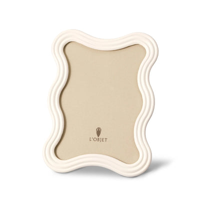 Ripple White Frame